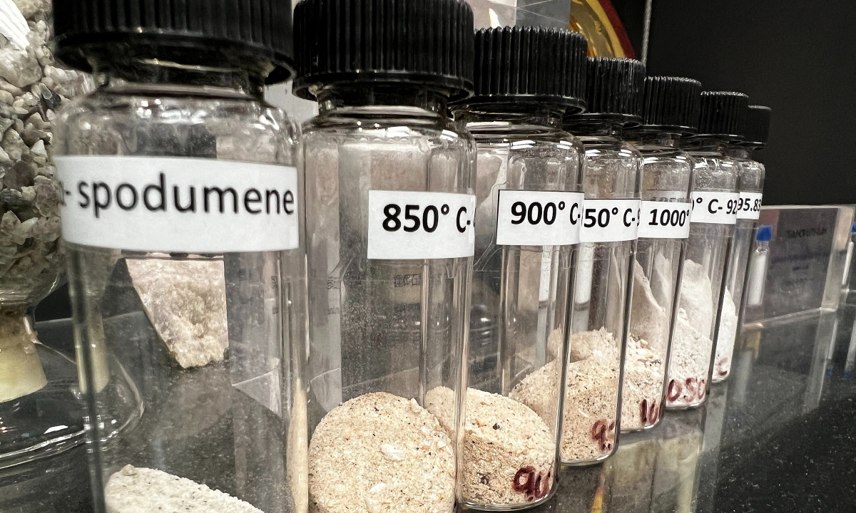 Australia định bán cổ phần kho dự trữ khoáng sản chiến lược