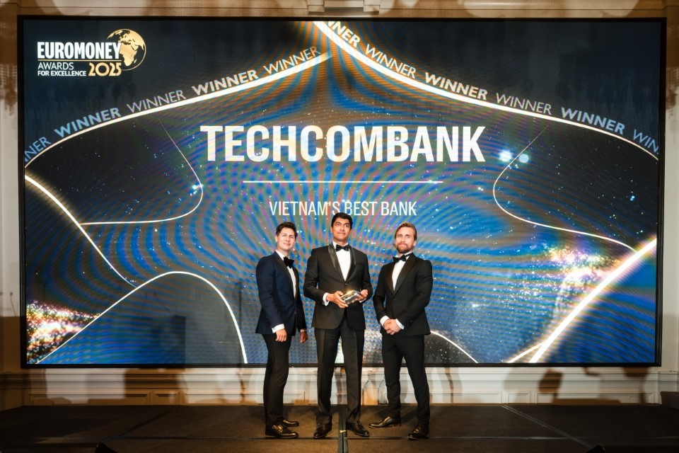 Techcombank lần thứ 6 được trao giải Ngân hàng tốt nhất Việt Nam