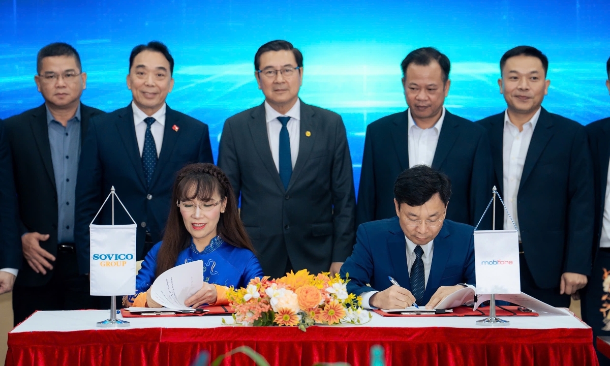 MobiFone hợp tác Sovico xây dựng hệ sinh thái dịch vụ công nghệ