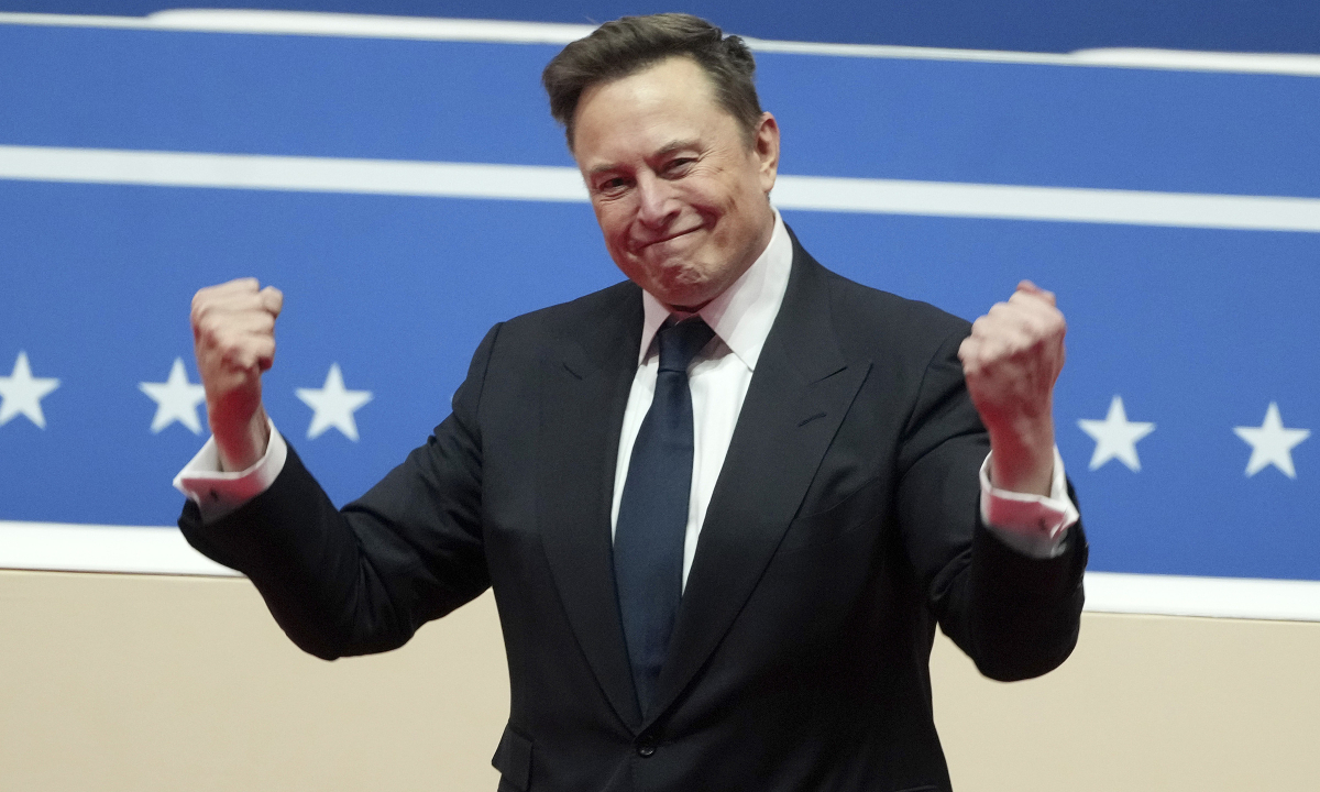 Cổ đông Tesla thông qua gói thù lao 1 000 tỷ USD cho Elon Musk