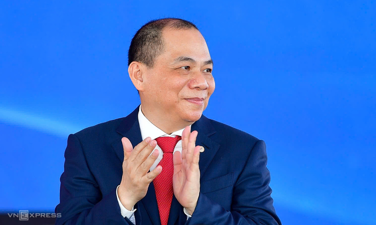 Tài sản của ông Phạm Nhật Vượng thêm 20 000 tỷ trong ngày cổ phiếu VIC đạt kỷ lục