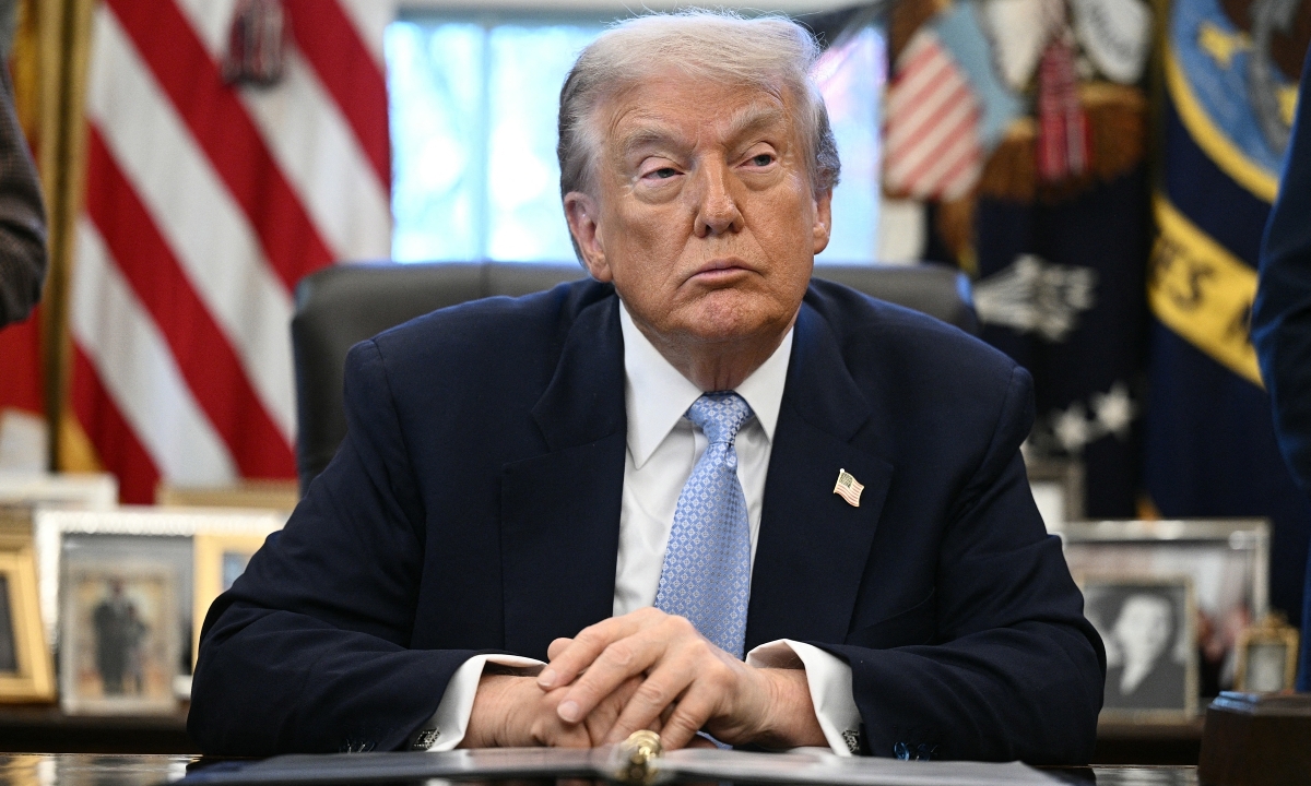 Ông Trump có thể rút khỏi hiệp định thương mại với Mexico Canada